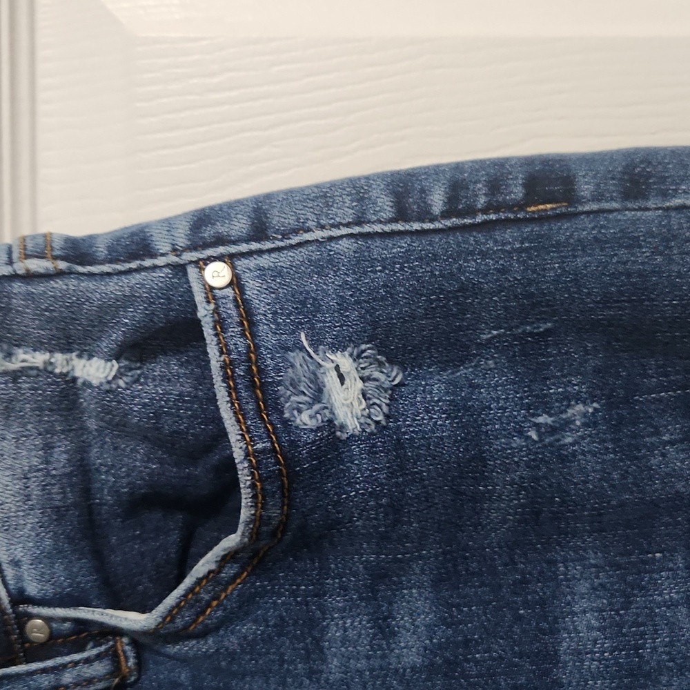 Nwot. Risen Medium Distrssed Ankle Bootcut Cuffed… - image 5